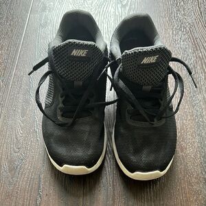 Nike Revolution 3 Black Sneakers